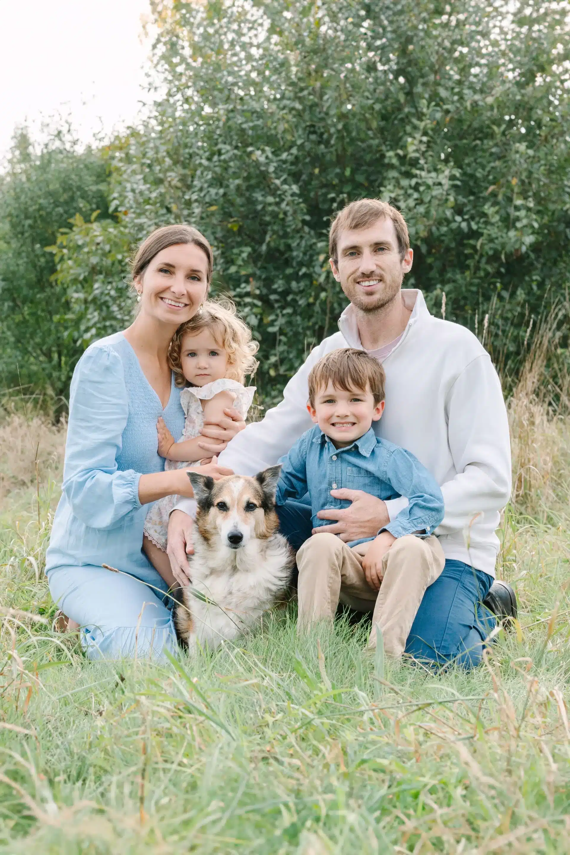 Sussex Wedding Photographer Kelsie Scully Sussex Wedding Photographer Kelsie Scully with family